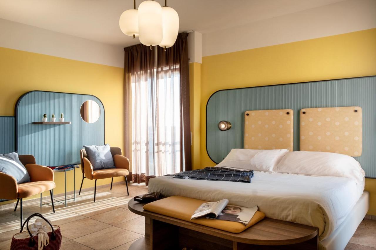 Hotel Jolly Roger Pietra Ligure Ngoại thất bức ảnh