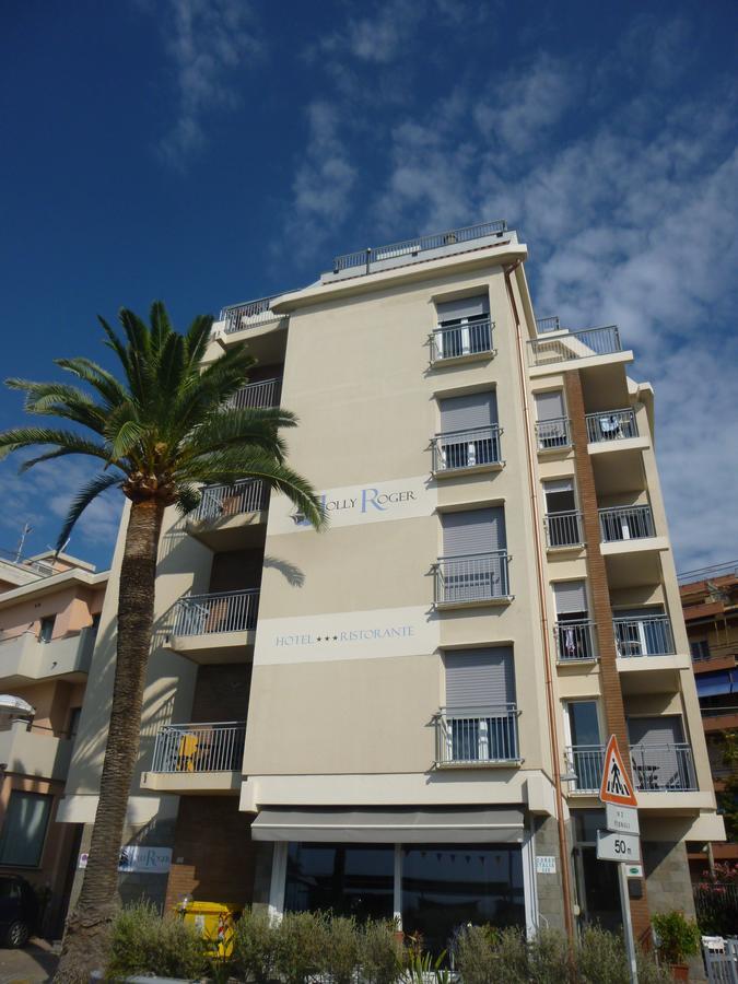 Hotel Jolly Roger Pietra Ligure Ngoại thất bức ảnh